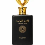 Faris Al Arab – официално изображение Faris Al Arab eau de parfum 100 ml – мъжки ориенталски парфюм с черна бутилка и златна капачка с криле в луксозен дизайн