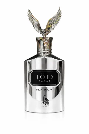Saqar Platinum – официално изображение Saqar Platinum eau de parfum 100 ml – мъжки парфюм със сребриста бутилка и златна капачка с криле в модерен луксозен дизайн