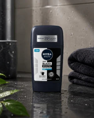 NIVEA MEN Black & White Invisible Fresh Део Стик NIVEA MEN Black & White Invisible Fresh део стик в банята