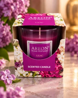 AREON Home Perfumes Lilac ароматна свещ 120 g – флакон в луксозна сцена AREON Home Perfumes Lilac ароматна свещ 120 g – флакон в луксозна сцена
