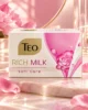 TEO Rich Milk Soft Care твърд сапун 90 g – флакон в атмосферна сцена TEO Rich Milk Soft Care твърд сапун 90 g – флакон в атмосферна сцена